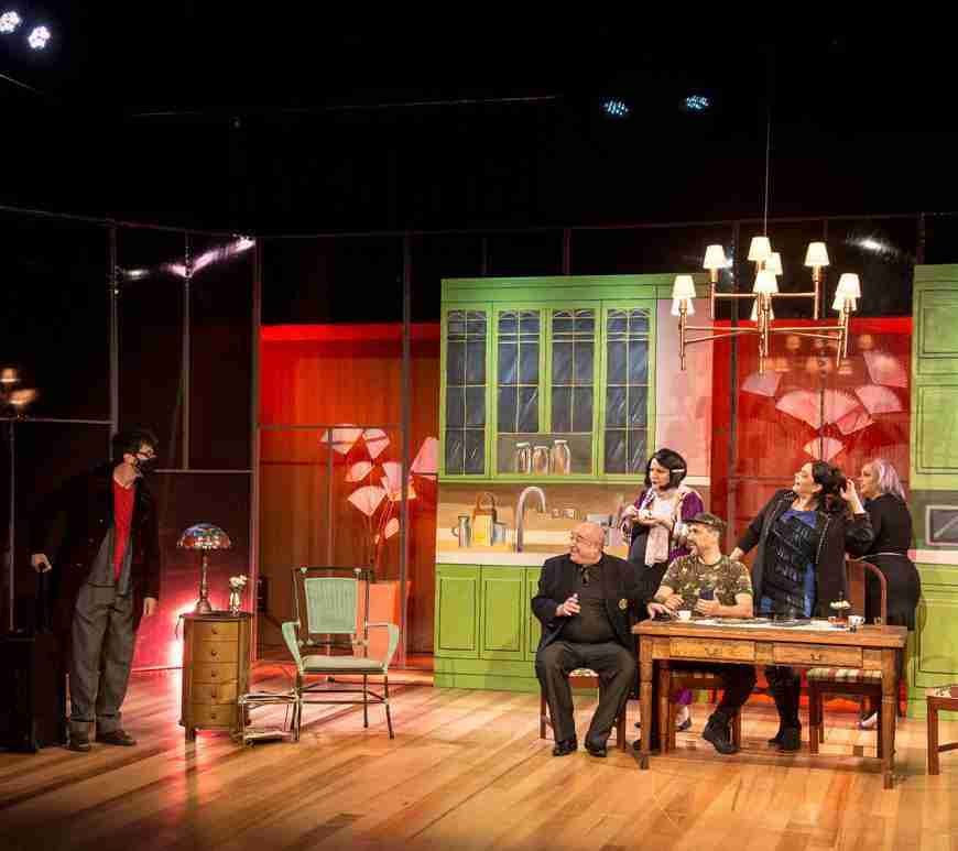 Cena da peça de teatro "A-Forca-da-Arte-O-Heptameron". Créditos: divulgação
